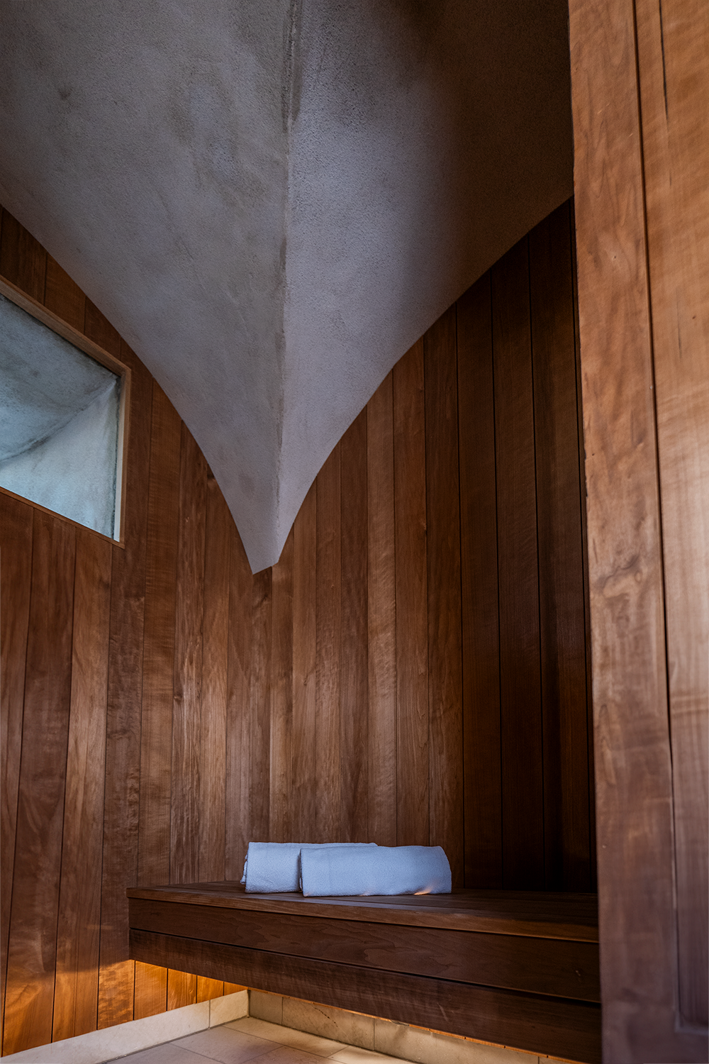 Sviten har en tillhörande privat bastu