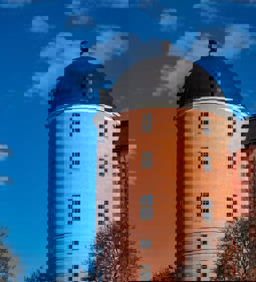 Högt torn