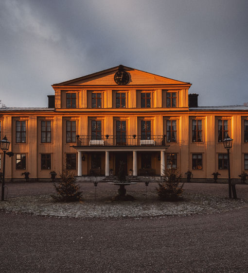 Herrgården på hösten