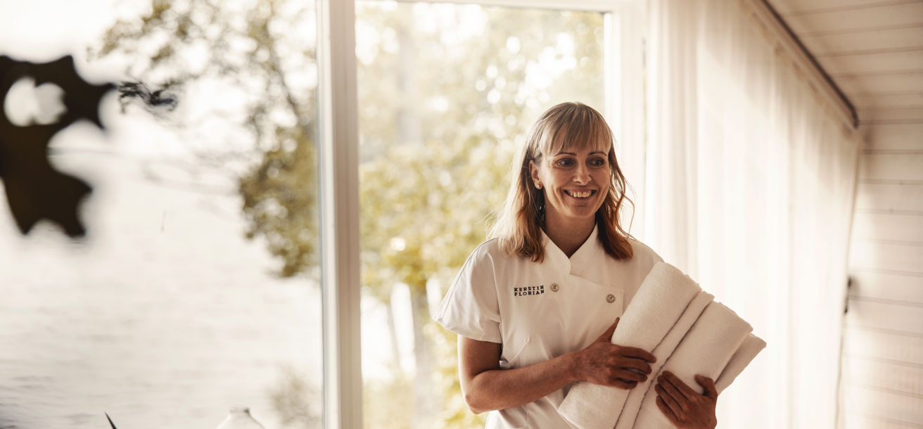 Spapersonal förbereder bastun