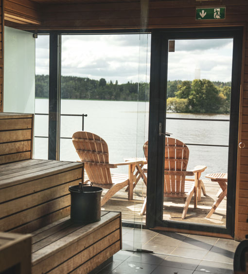 Bastun har utsikt över Mälaren