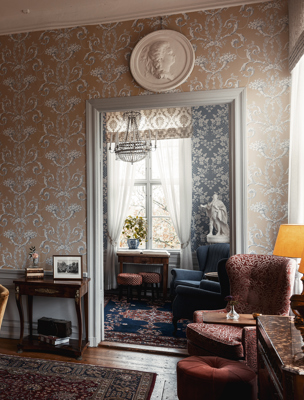 Salong med anrik inredning