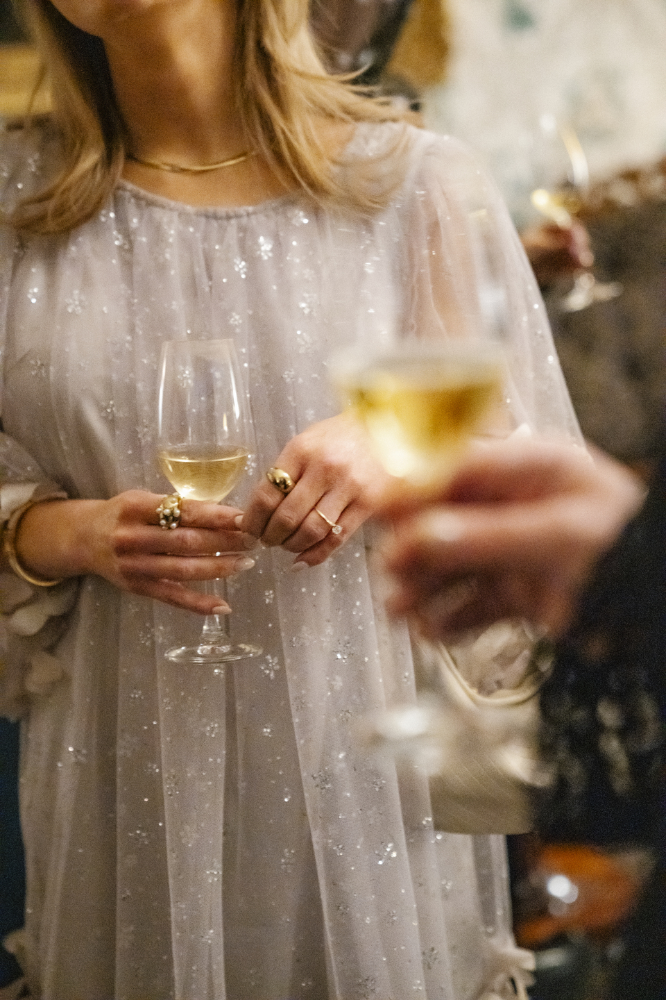 Mingel med champagne på herrgården